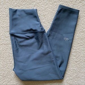 Alo Yoga High-Waist Airlift Legging